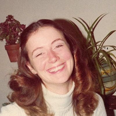 Young_Penny_Smiling_2.jpg?v=1607896920