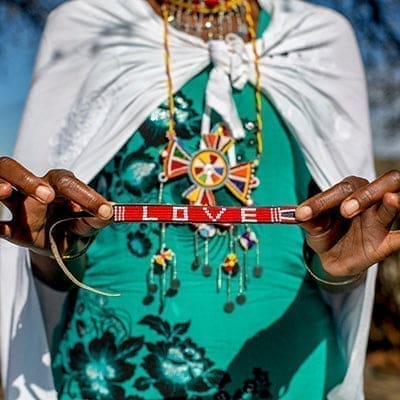 kenya_maasai_love_is_project_love_bracelet_dbc5617c-ea10-40c8-8c74-b4b764577548.jpg?v=1724870854