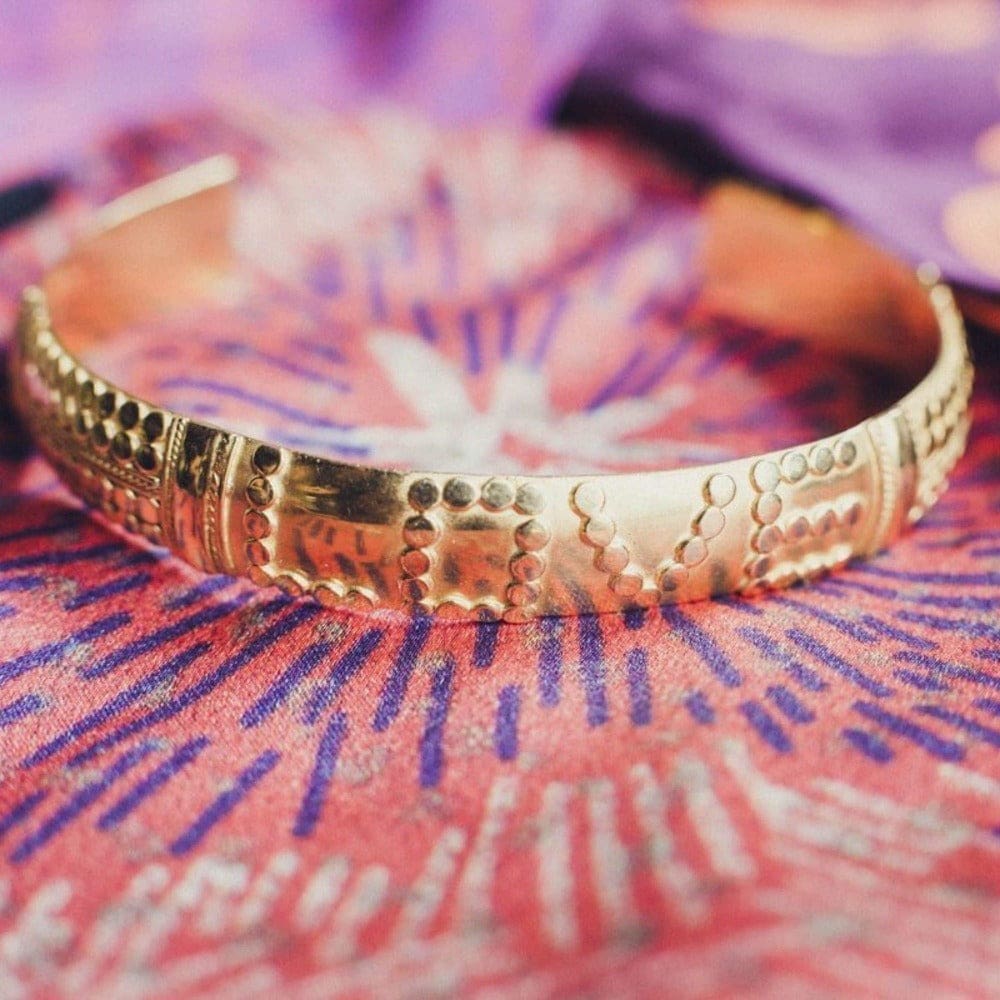 Alchemy LOVE Bracelet - Gold Medium