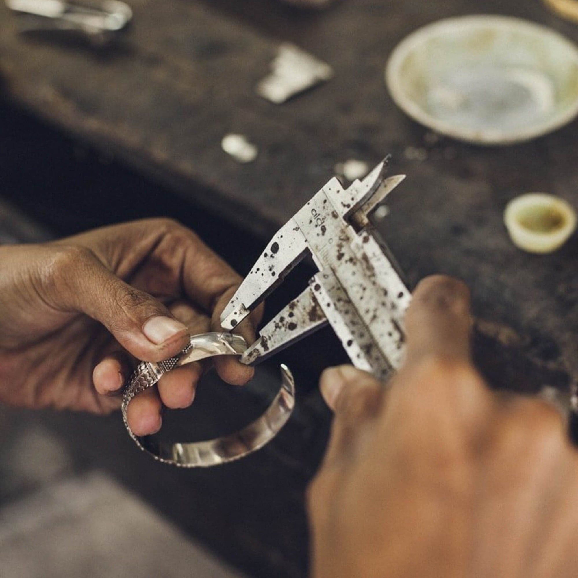 Offering LOVE Bracelet - Silver Medium