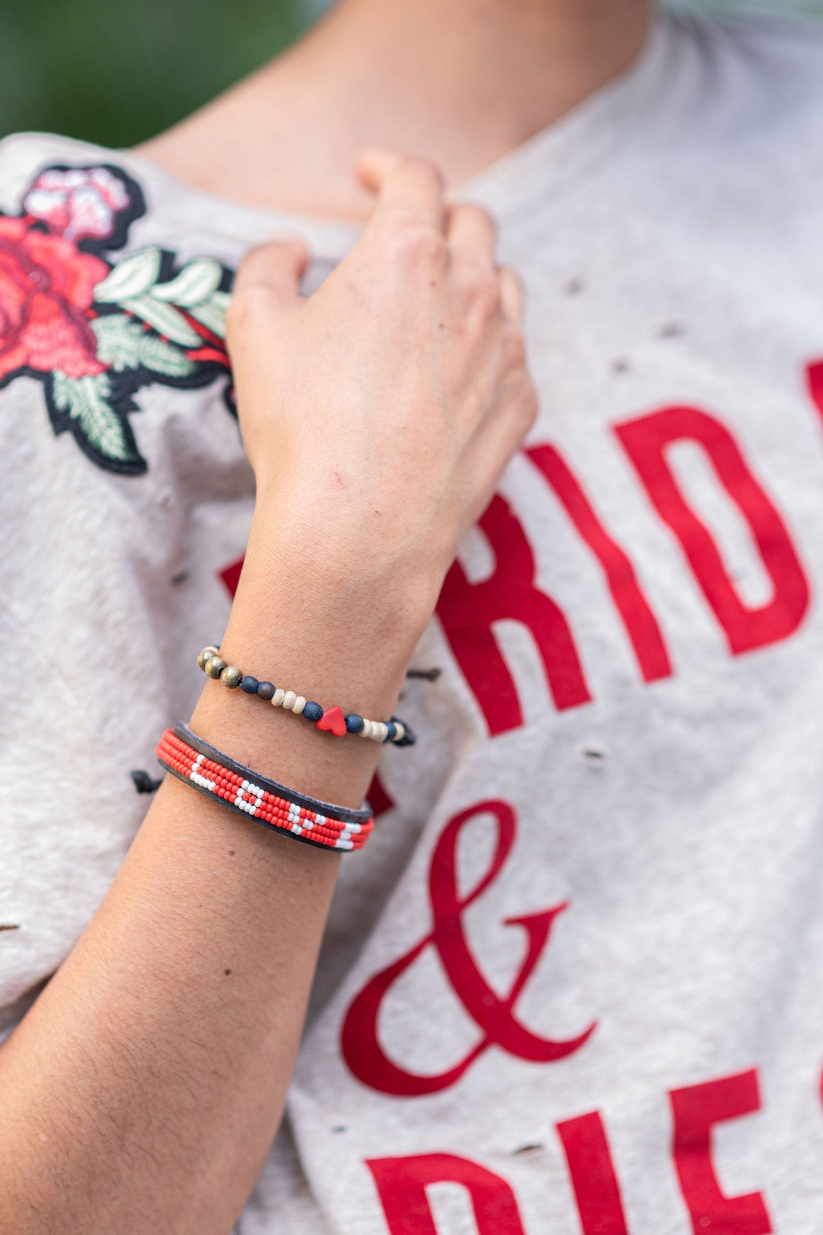 Beaded Heart Friendship Bracelet White