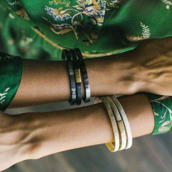 Trinity Horn Bangle - Black & White