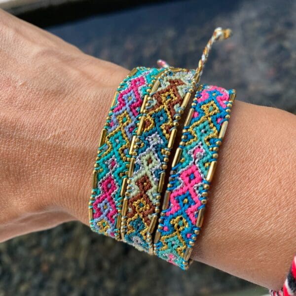 Bali Metallic Friendship Bracelet - Mirage Oasis